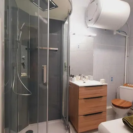 Le Vue Nouveau ! 1ere Ligne Parking Prive Wifi 4 Personnes - Rossiconciergerie - Linge Inclus דירה *
