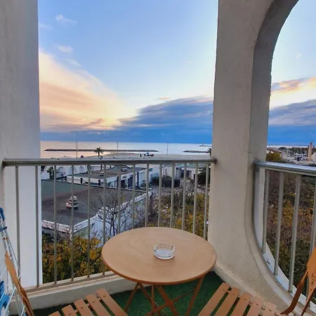 Nouveau ! 1ere Ligne Vue Parking Wifi - Imperial 2 - Rossiconciergerie - Linge En Option Apartment *